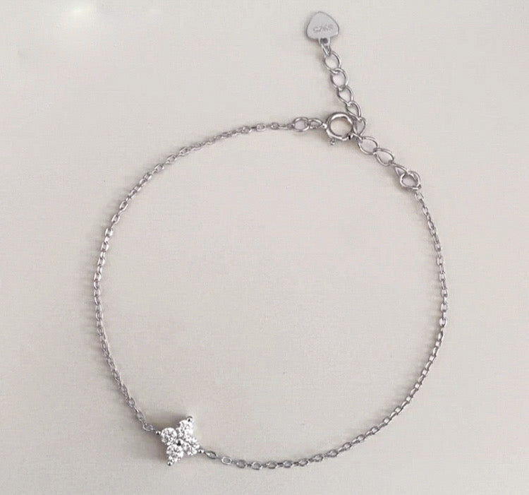 CLOVER BRACELET