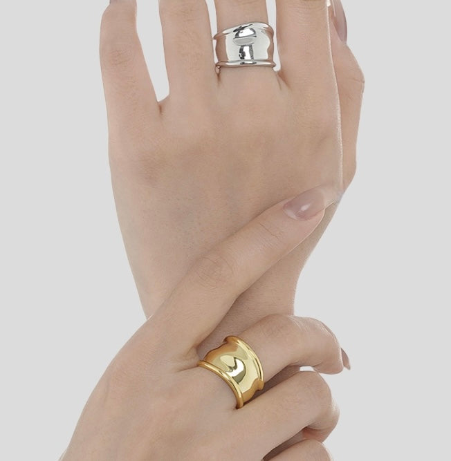 CLASSIC CUFF RING