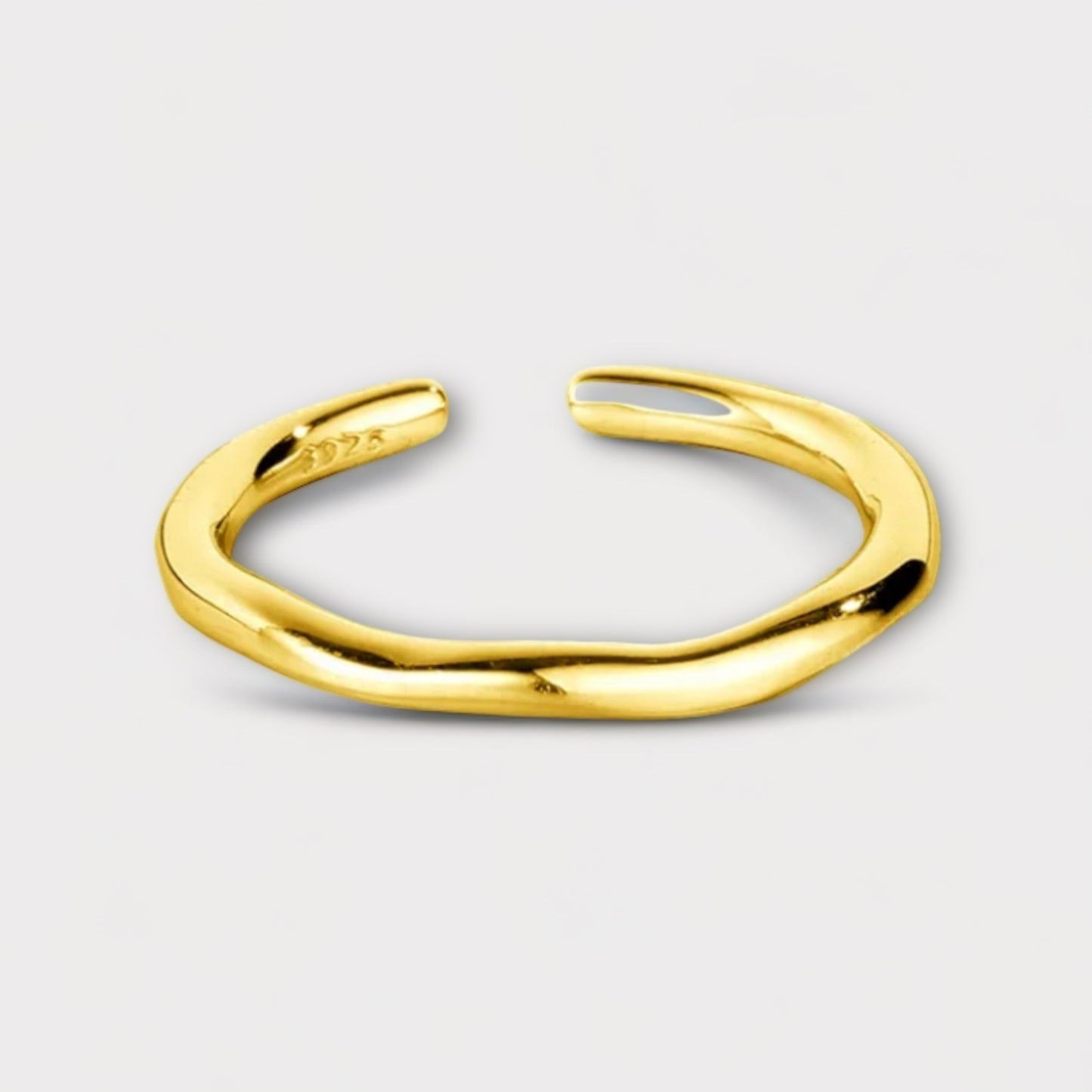 DAINTY RING